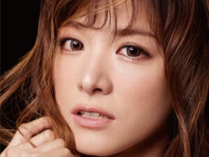 高木里代子